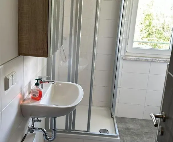 Neu! Og Links Apartment *